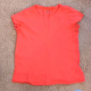 Coral t-shirt